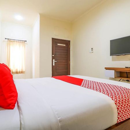 Oyo 2178 Merthan House Seminyak  Bagian luar foto